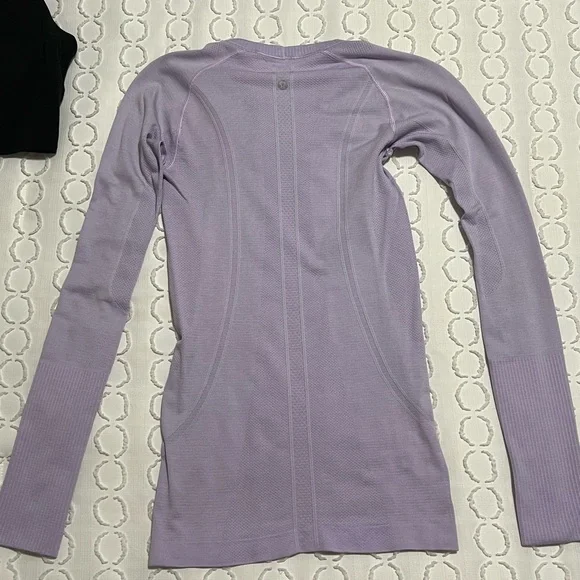 Lululemon Swiftly Long Sleeves (size 4) - Lavender - Picture 2 of 3